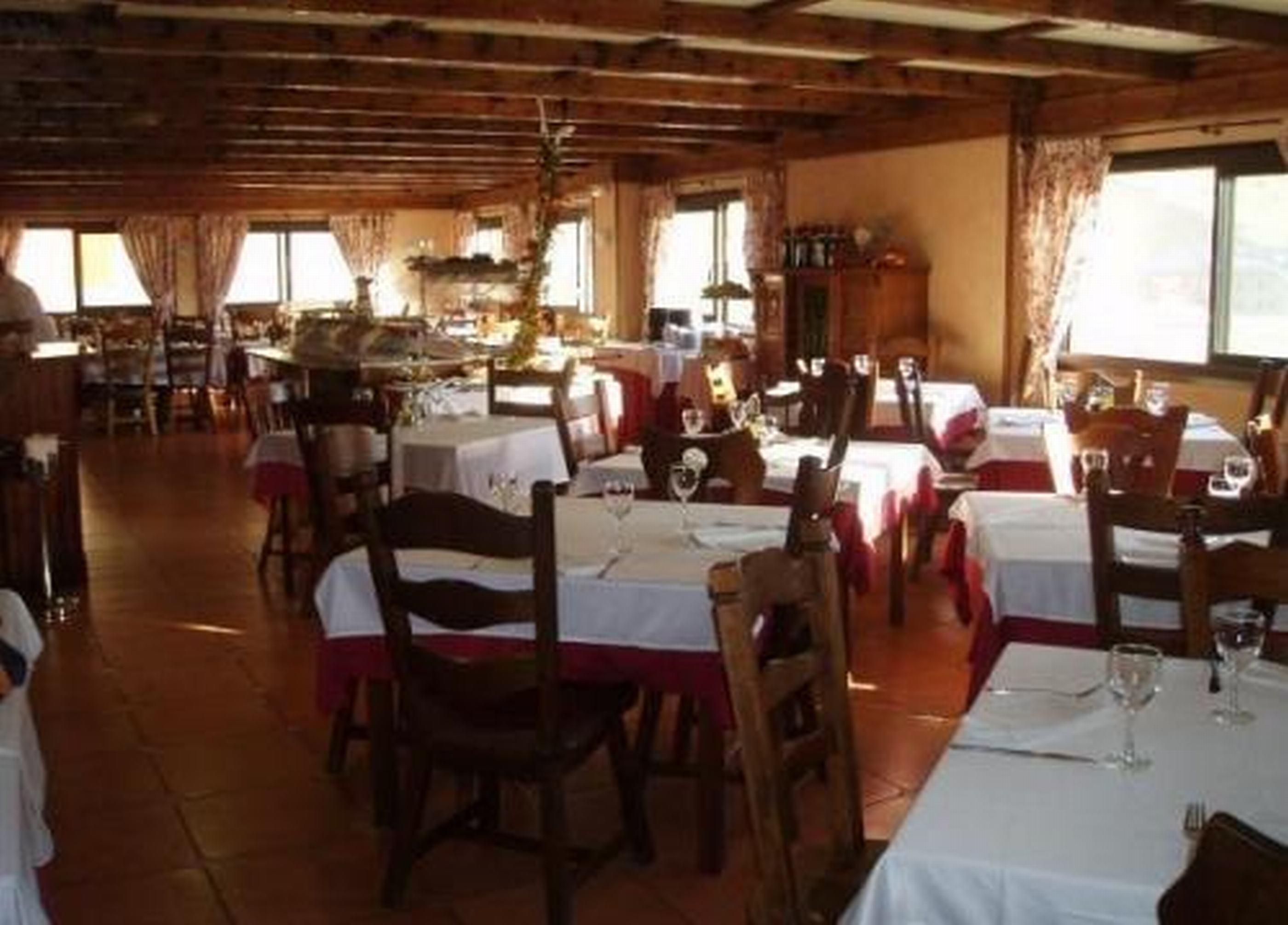 Hotel Romanic Тауль Екстер'єр фото