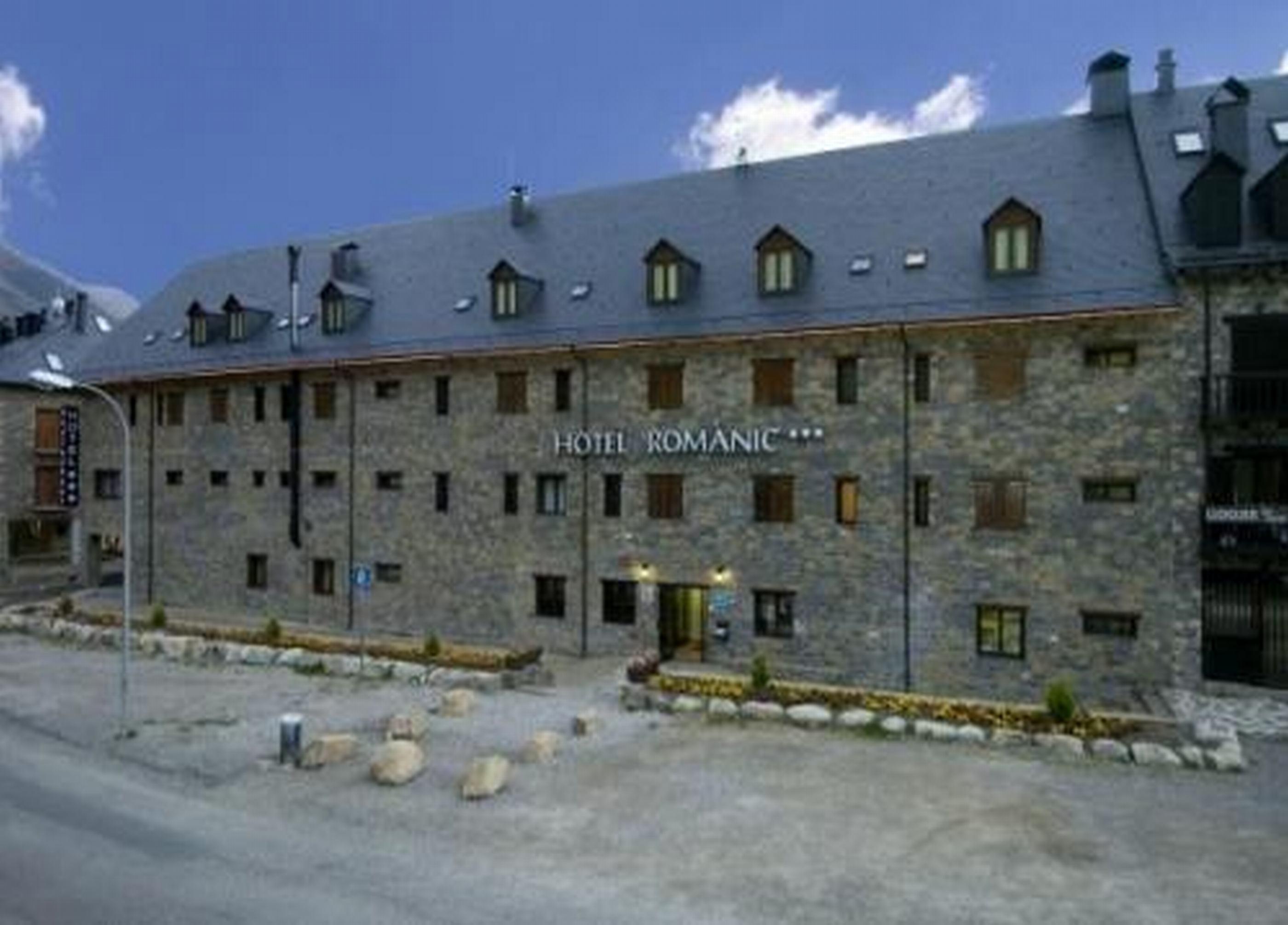Hotel Romanic Тауль Екстер'єр фото